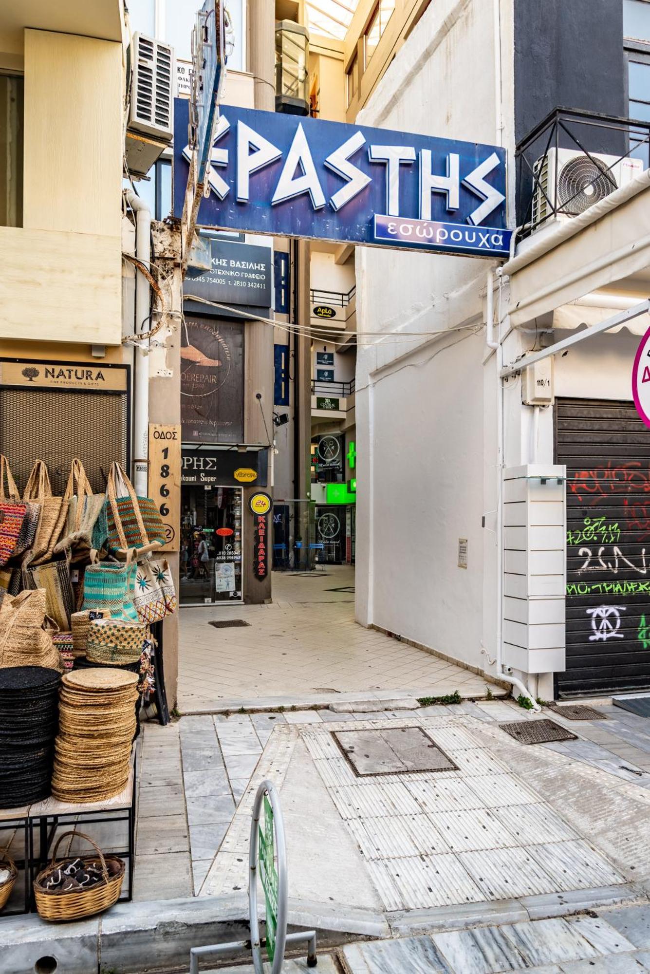 Apla Mini Studio In Downtown Heraklion  Exterior photo